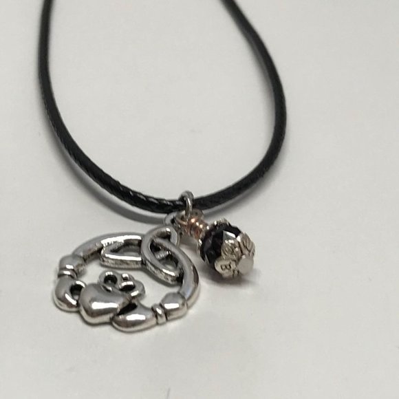 Triquetra Claddagh Charmed Trinity Knot Purple - Picture 2 of 8